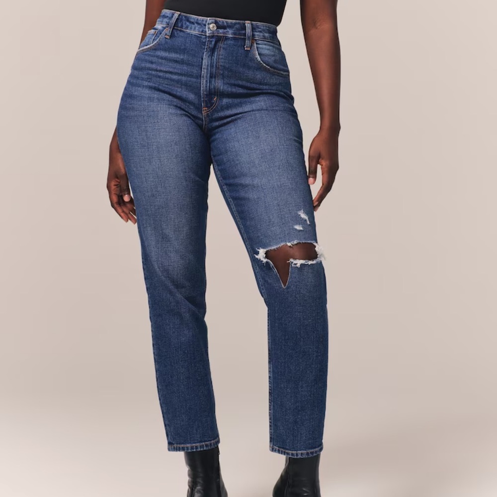 Abercrombie & Fitch Curve Love High Rise Mom Jean
